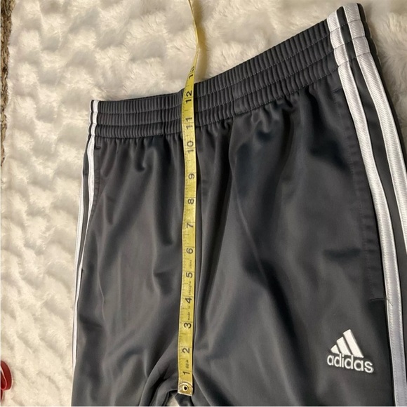 ADIDAS Young Men’s Athletic Gray 3 Stripe Pants Size 18/20 XL - Picture 9 of 11